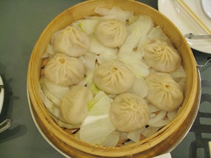 Xia Long Bao Food Review Flushing, NY Joe's Shanghai and Fay Day Bakery