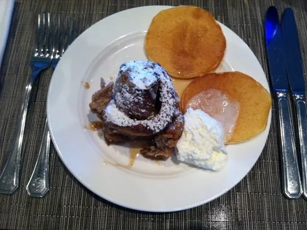 Fairmont Chateau Laurier Breakfast Cinnamon roll and pancakes