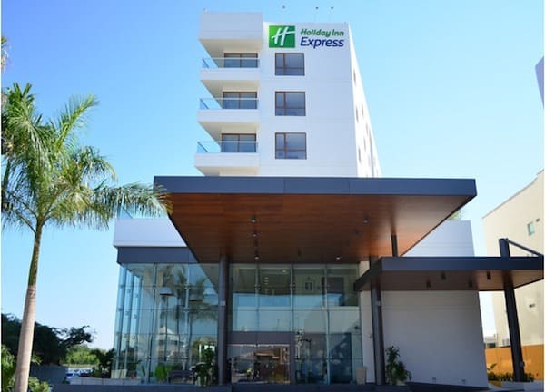 Holiday Inn Express Puerto Vallarta IHG PointBreaks Traveling Well For Less