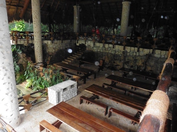 No lockers at Xenotes Oasis Maya Traveling Well For Less