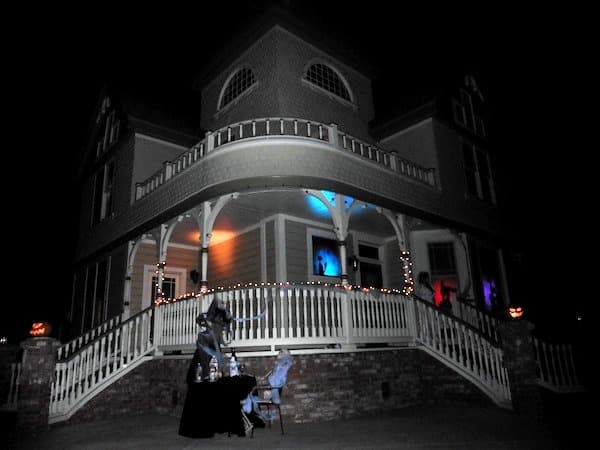 Ellen Rowe Concannon Victorian Home Haunted Hallow Wine Walk Traveling Well For Less