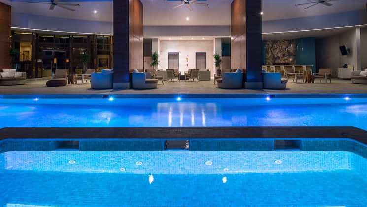 Waldorf Astoria Panama pool
