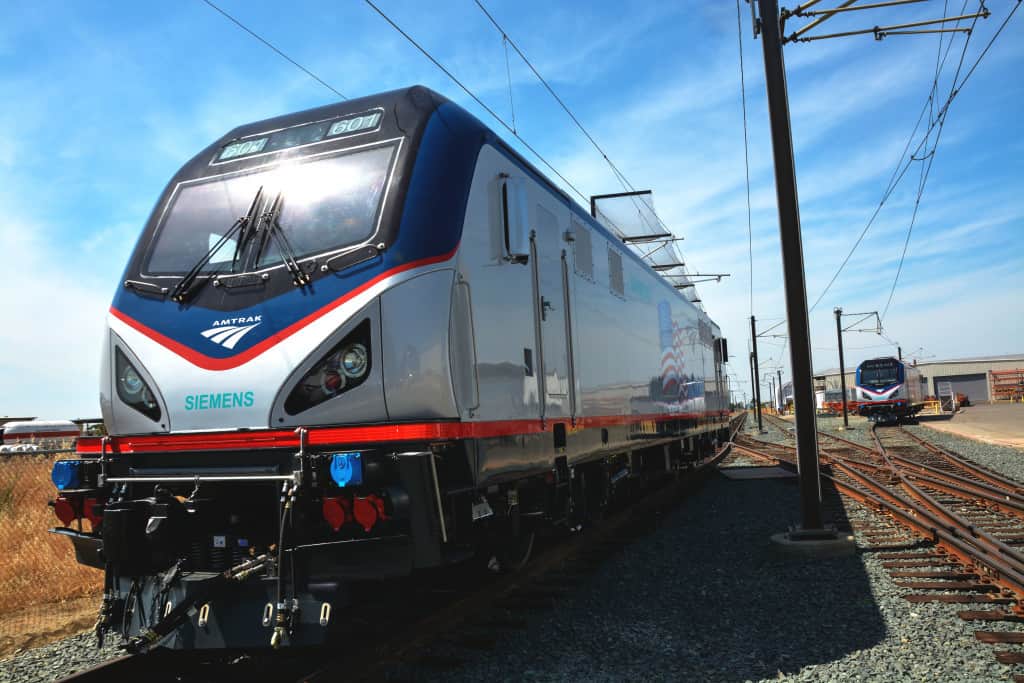 Get $25 off Amtrak purchase of $100 or more, Amtrak, Traveling Well For Less