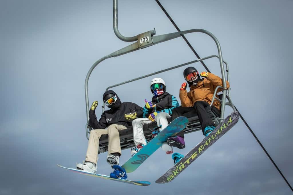 $15 lift ticket, Big Bear, Snow Summit, Bear Mountain, snowboarding, Traveling Well For Less