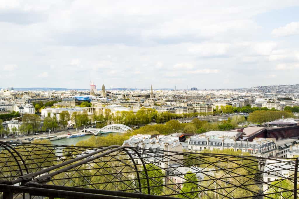 Enter to win a 4 night trip to Paris for 6 people that includes sleeping in the Eiffel Tower Apartment. TravelingWellForLess.com