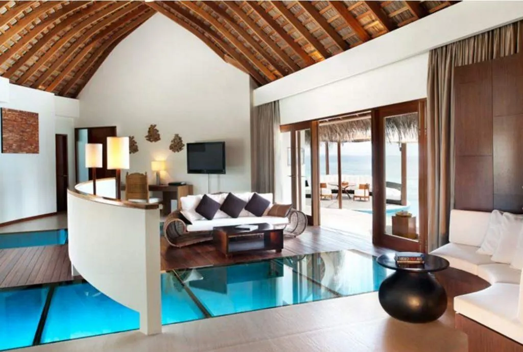  W Maldives WOW Ocean Haven Living Room. TravelingWellForLess.com