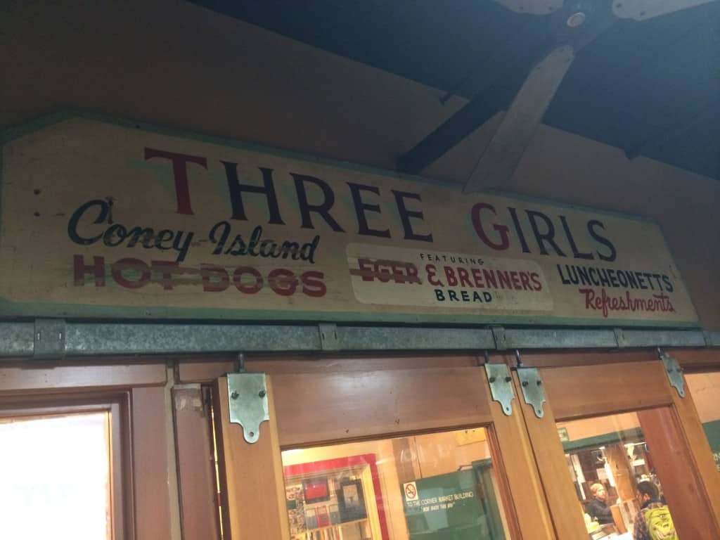 Seeing Seattle in 5 hours is possible. Read travel expert Debra Schroeder's recommendations on what to do when you have a 5-hour layover in Seattle. Three Girls Bakery. Traveling Well For Less