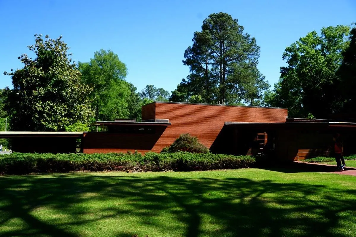 The Frank Lloyd Wright Rosenbaum House is the only Usonian designed building by Wright in Alabama. | 25 reasons to visit Florence, Alabama | TravelingWellForLess.com