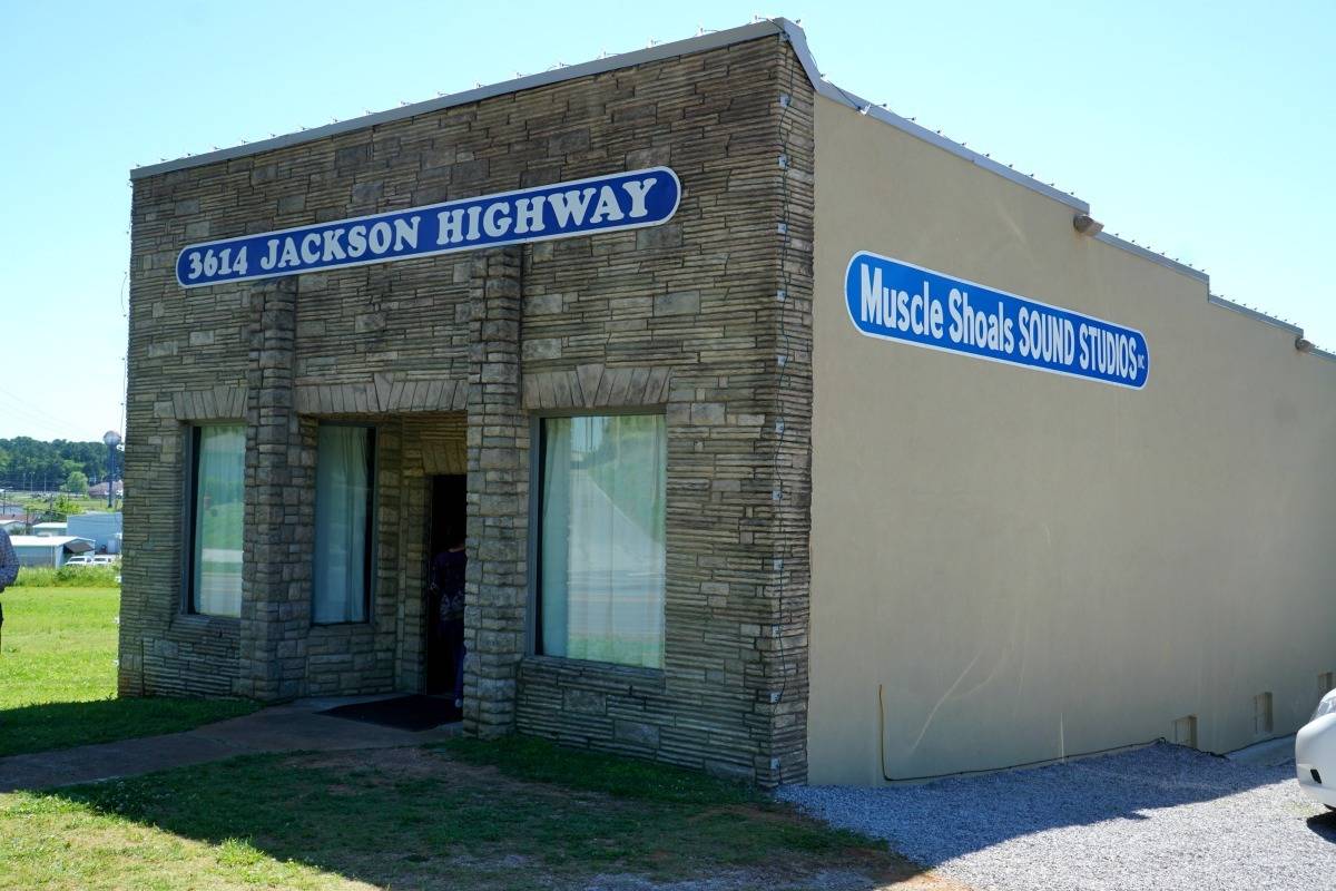 The Muscle Shoals Rhythm Section aka the Swampers opened the Muscle Shoals Sound Studio, also known as 3614 Jackson Highway. | 25 reasons to visit Florence, Alabama. | TravelingWellForless.com