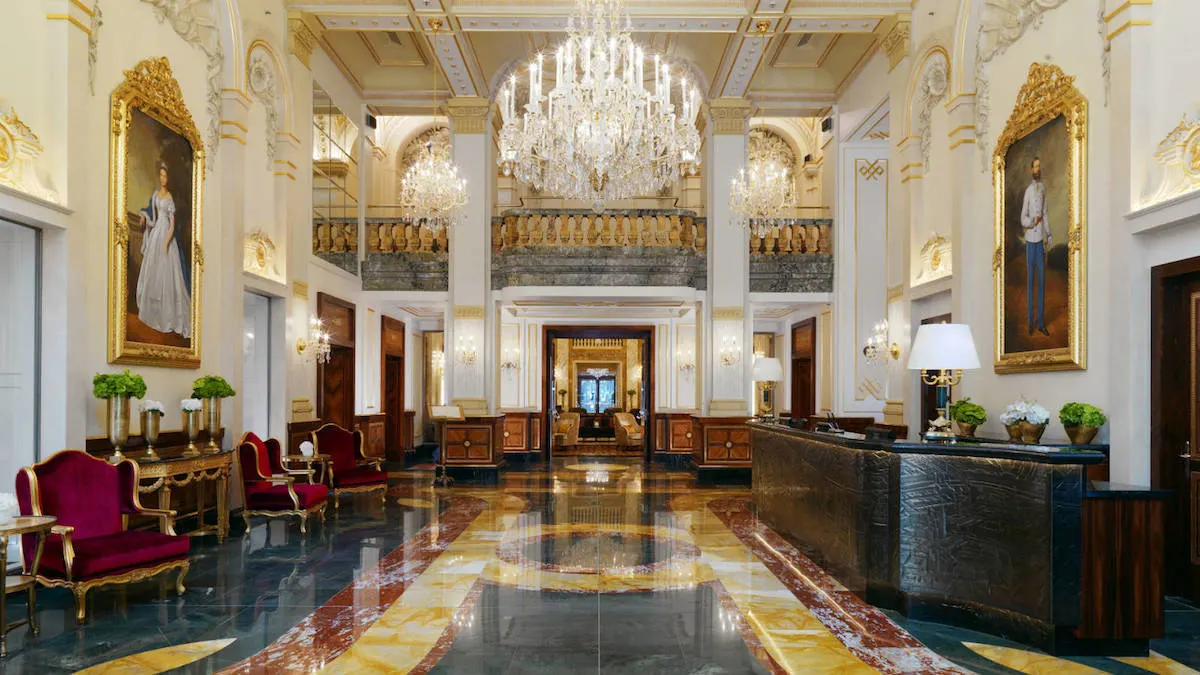 Hotel Imperial Wien, luxury Vienna hotel, top hotel Vienna, employed Adolf Hitler, https://www.travelingwellforless.com