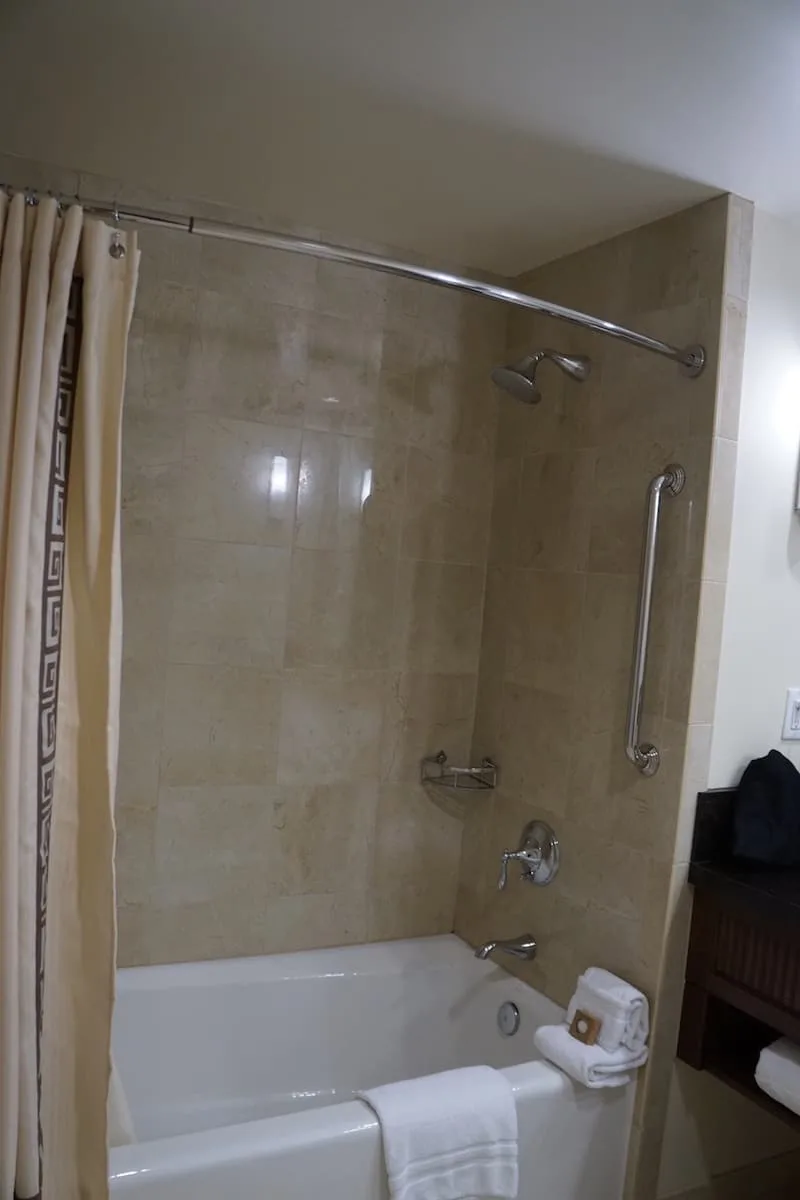 There's a tub/shower combination with a non-adjustable shower head. The water pressure was average. | Santa Barbara | Where to stay in Santa Barbara | Santa Barbara beachfront hotel | California | American Riveria | www.TravelingWellForLess.com