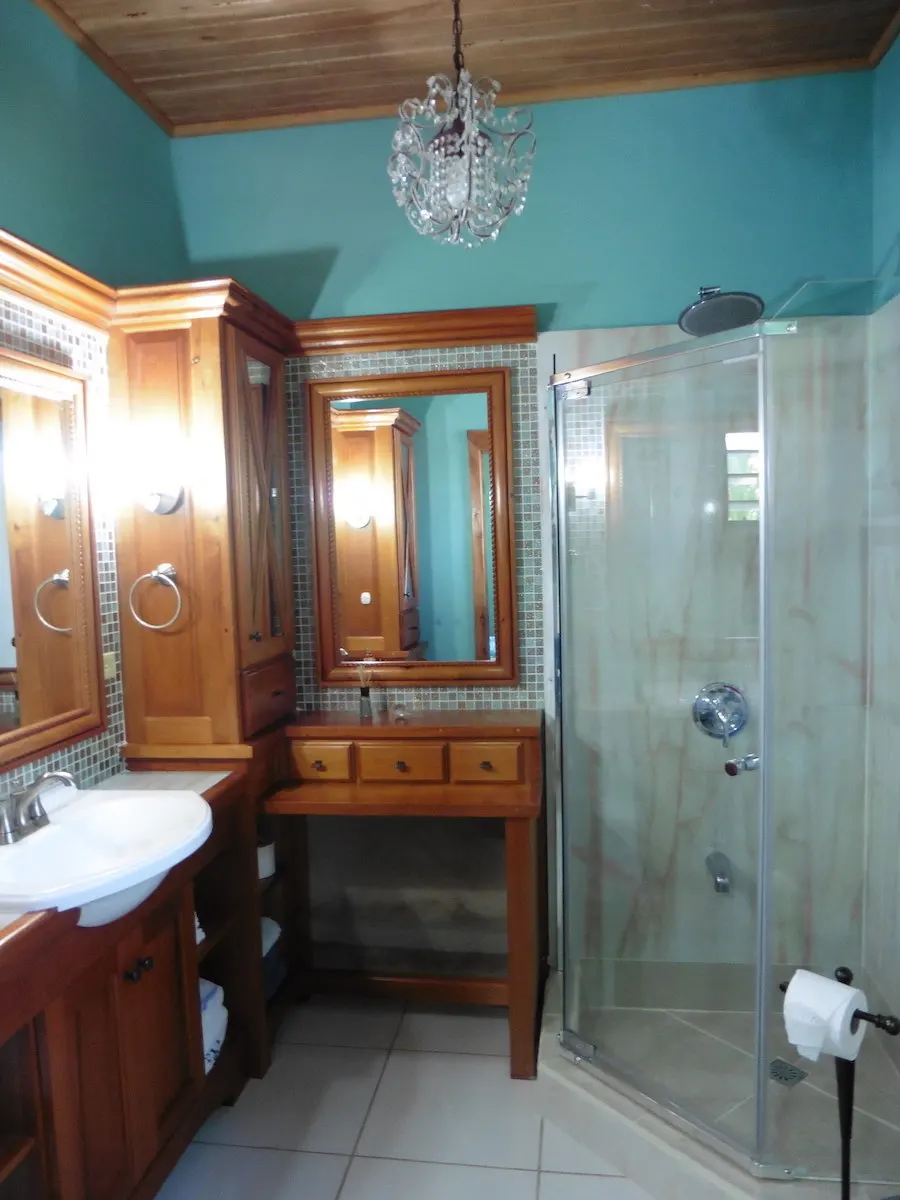 Master Bathroom Aliana's San Ignacio, Belize | Airbnb | Central America