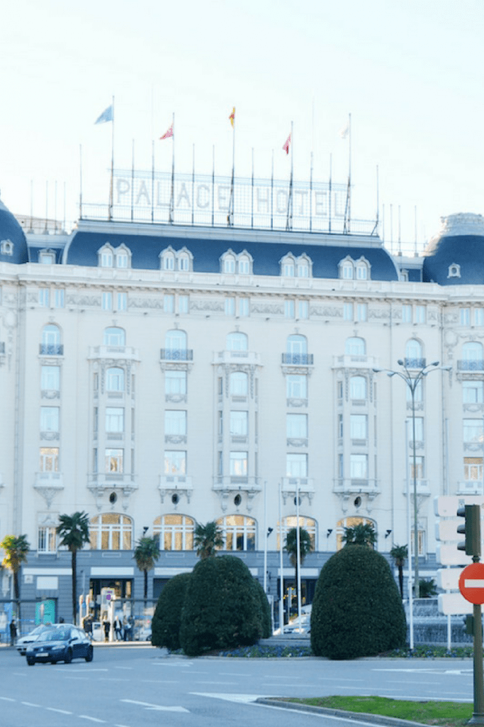 What girl hasn't dreamed of sleeping in a palace? I stayed at the Westin Palace Madrid for free and you can too. It's close to everything including the Prado Museum. | Madrid | Spain | Europe | luxury hotels | Starwood | TravelingWellForLess.com