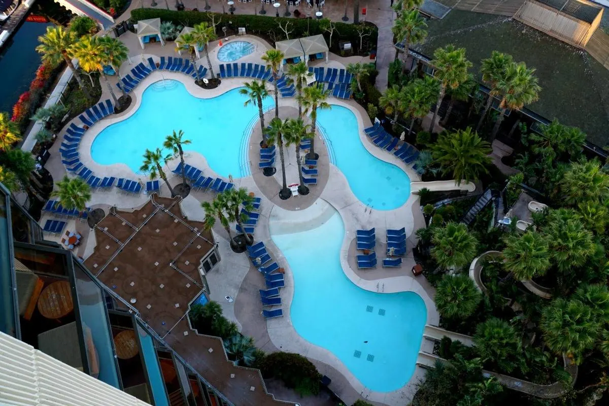 Pool at the Hyatt Regency Mission Bay during the day. TravelingWellForLess.com