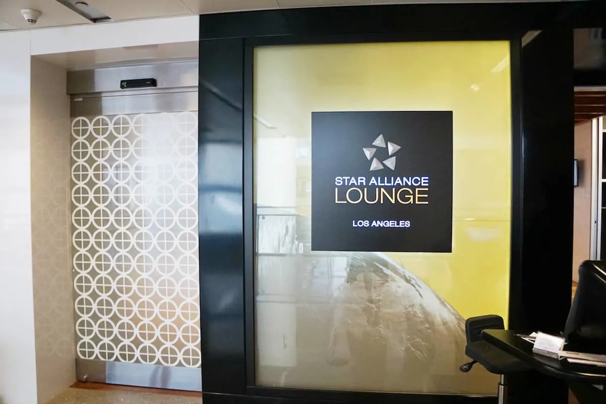 entrance to Star Alliance Business Class Lounge LAX