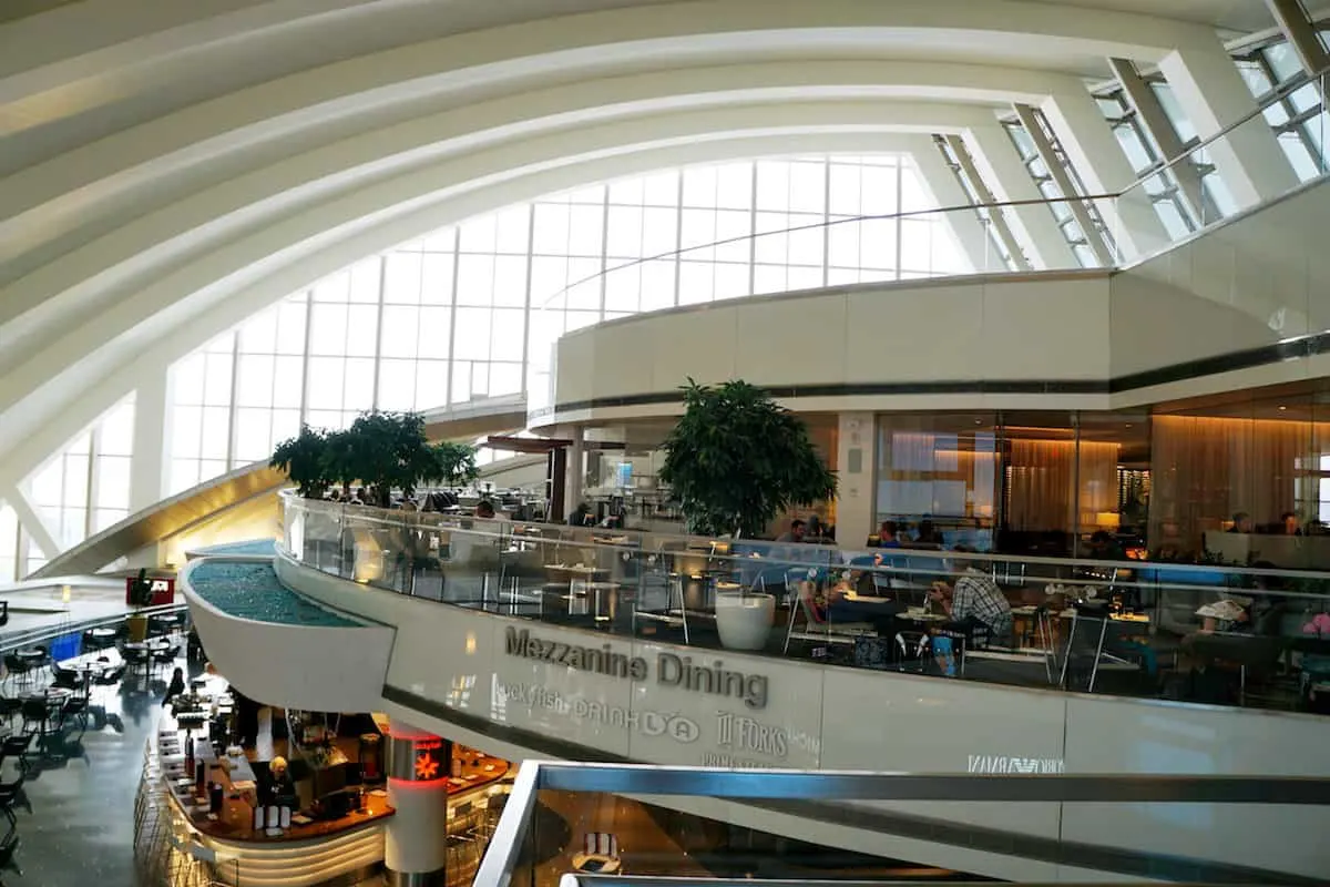 view of the atrium terrace Star Alliance Business Class Lounge Los Angeles Airport