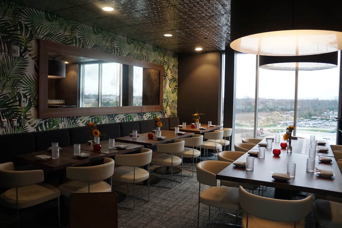 Want a more intimate setting for dinner? VASO Rooftop Lounge offers a private dining room that seats 25. | Dublin, Ohio | Columbus | Spanish food | where to eat in Columbus | TravelingWellForLess.com