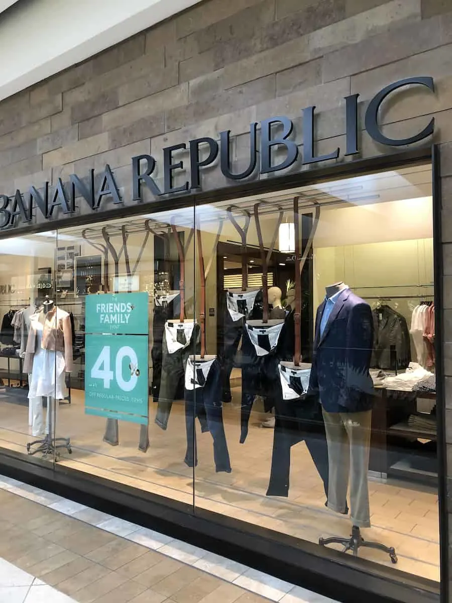 Sale at Banana Republic at South Coast Plaza, one of the best things to do in Costa Mesa