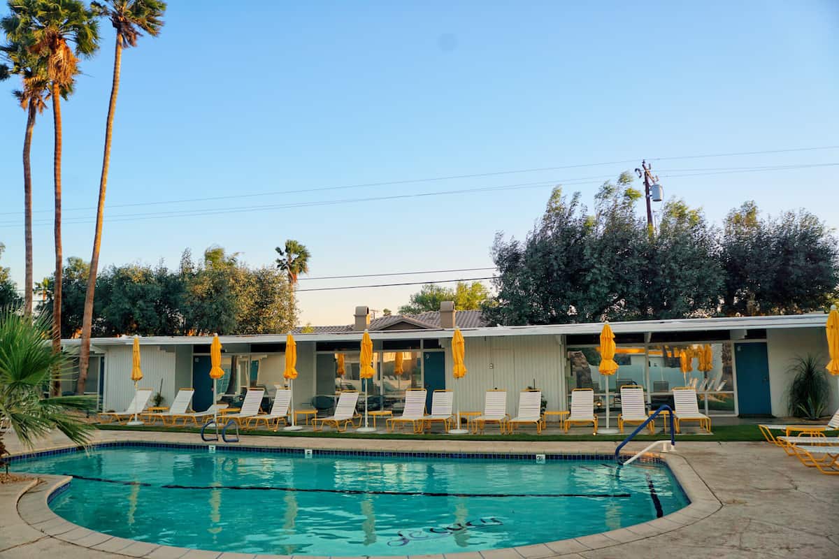 lounge chairs at pool