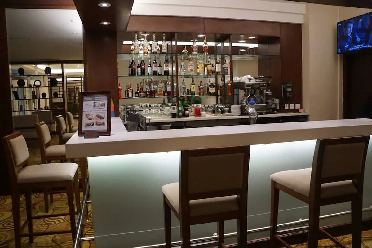 hotel bar