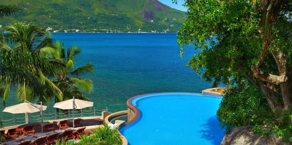 infinity pool in paradise hilton seychelles northolme resort