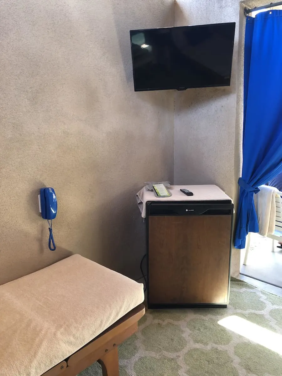 TV, fridge in cabana