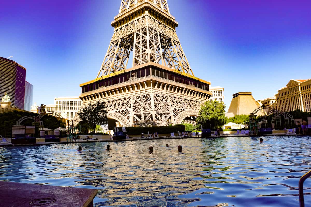 Paris Las Vegas Pool Quiet Paradise With Eiffel Tower Views