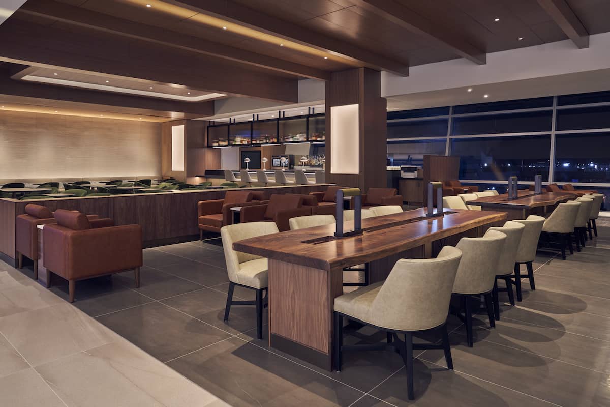 You Get Free Flagship & Admirals Club Lounge Access With Rare British Airways Status Match