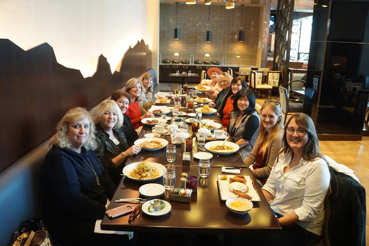 eleven women having lunch, food and travel writers lunching at Pechanga Lobby Bar and Grill